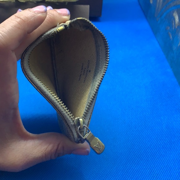 💖 🤎 Louis Vuitton Damier Azur signature design LV Logo coin purse - Picture 6 of 8